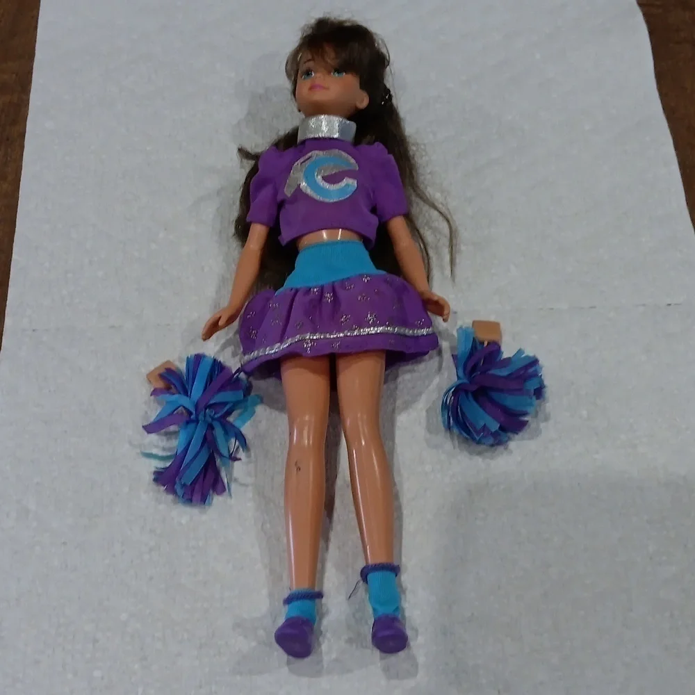 Cheerleader Courtney doll, 1987